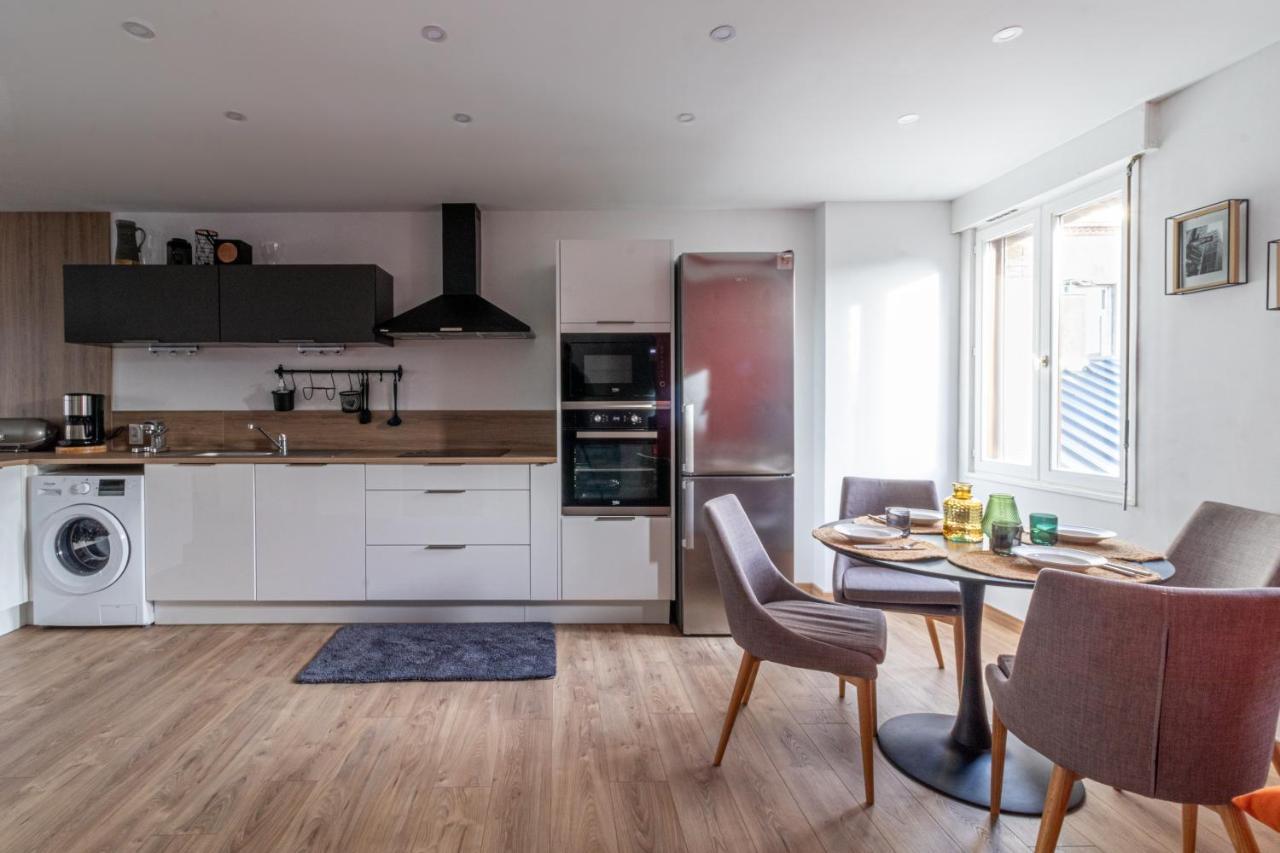 De Fil En Aiguille - Duplex Pour 4 A Calais Apartment Exterior foto